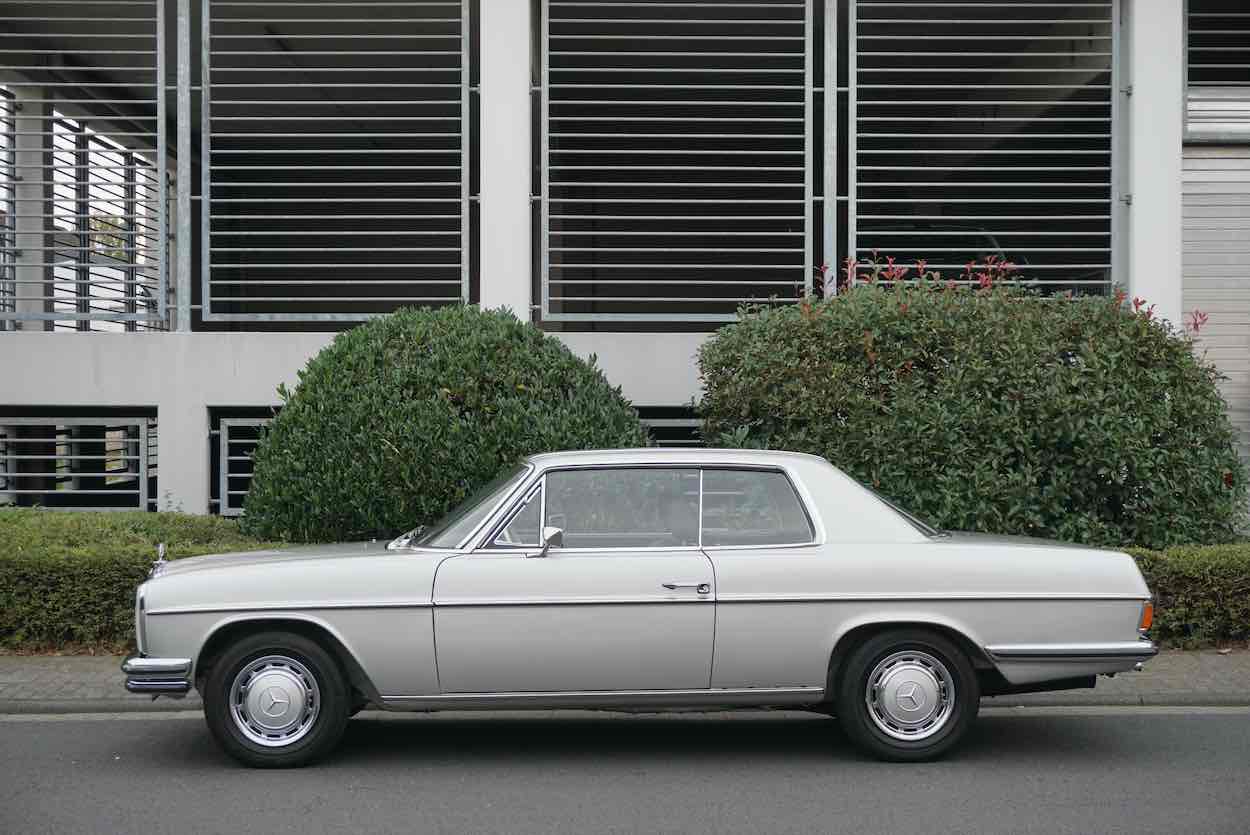 1972 Mercedes-Benz 250C Automatik Strich 8 114 Coupe Seite