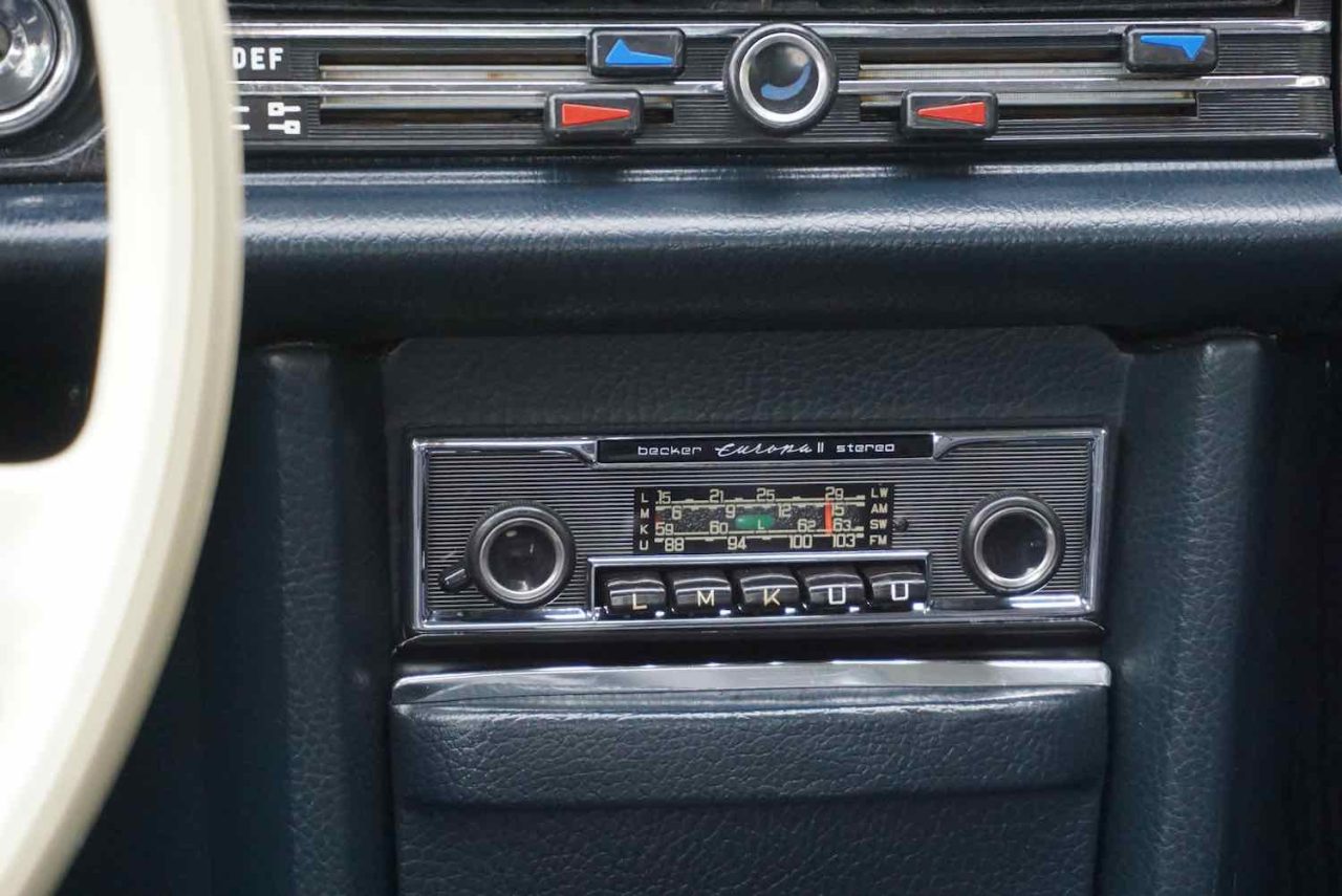 1972 Mercedes-Benz 250C Automatik Strich 8 114 Coupe Radio