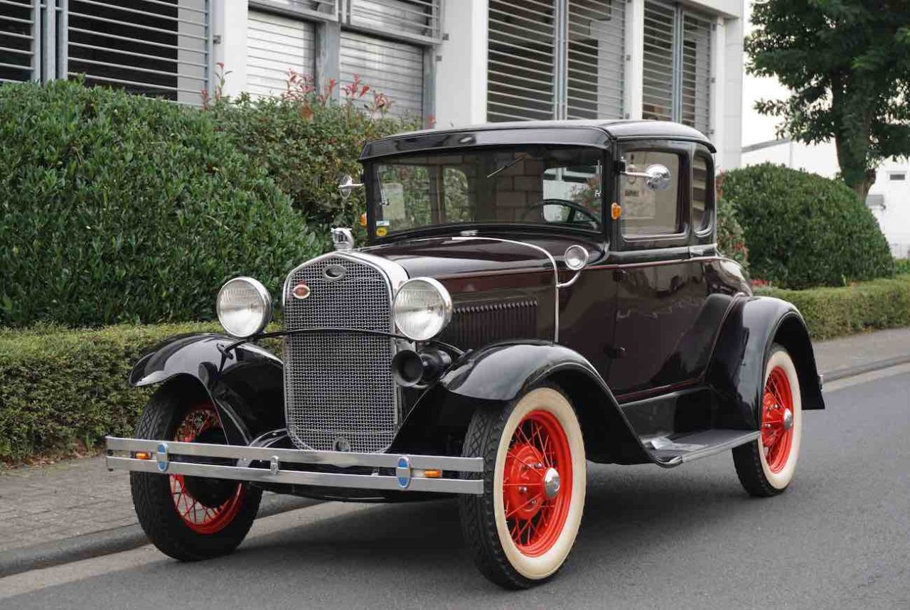 1931-Ford-Model-A-Coupe Front