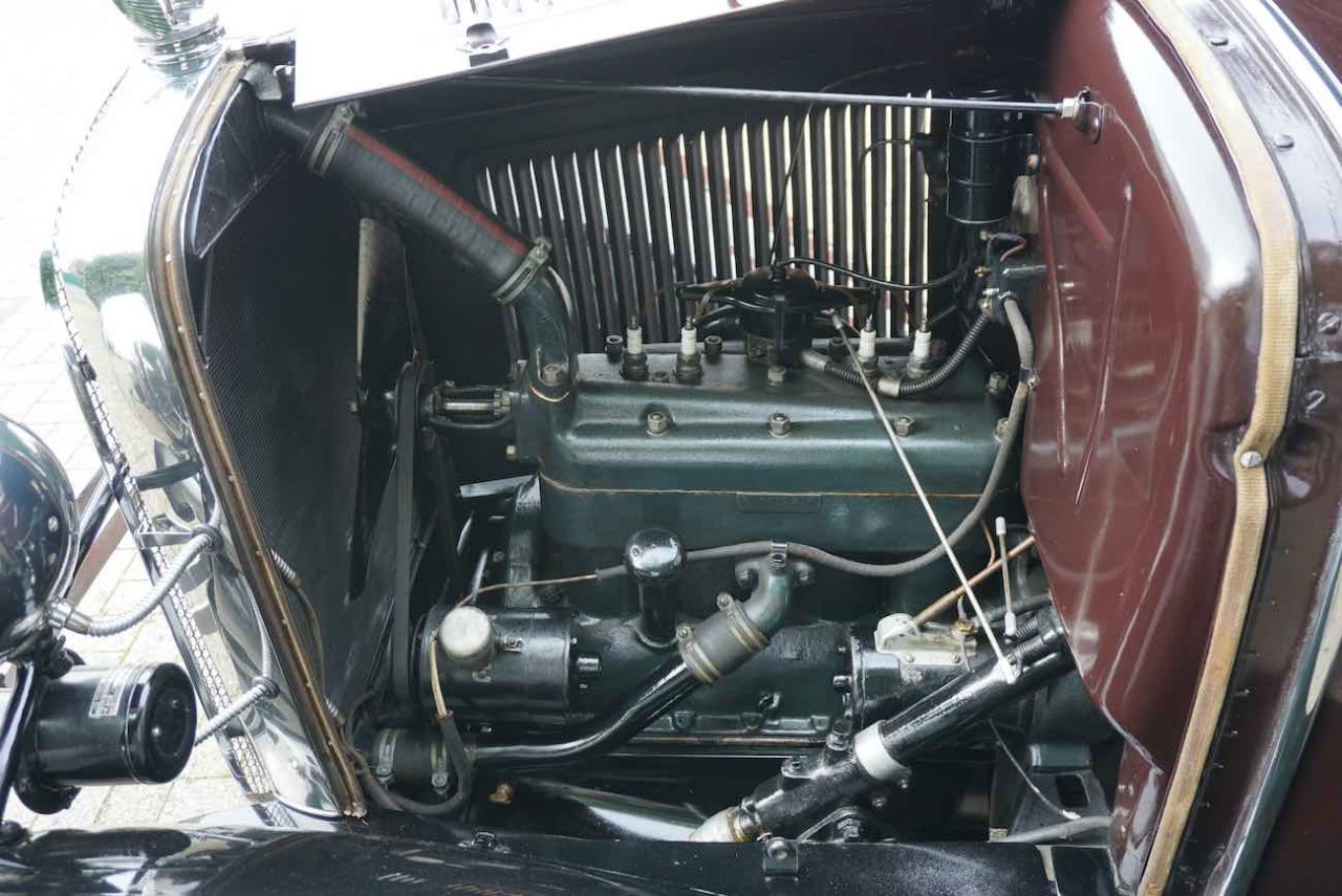1931 Ford Model A Coupe mit Schwiegermuttersitz Motor