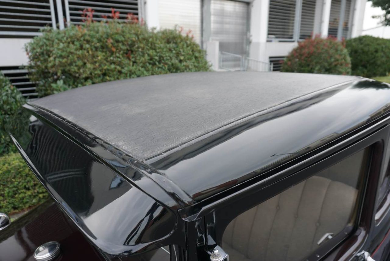 1931 Ford Model A Coupe mit Schwiegermuttersitz Dach